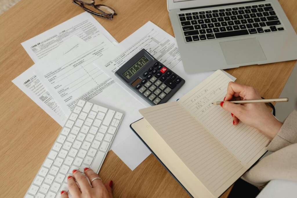 Benefits of Accounting & Bookkeeping Services