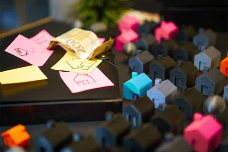 UAE Financial Advisor