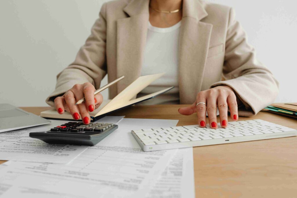 Why Professional Accounting & Bookkeeping Are Vital in UAE Business